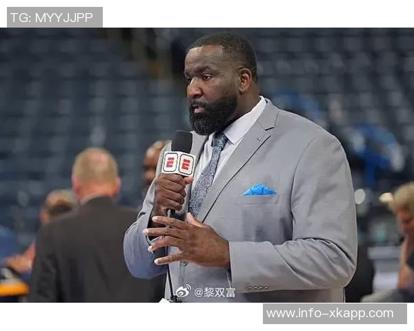 帕金斯评论字母留队事件称雄鹿应报警调查其被扣押人质情况